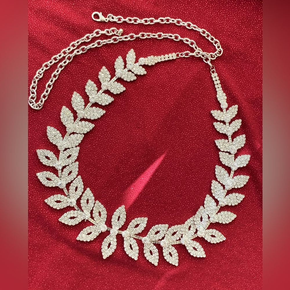 Silver Double Leaf Pattern Crystal Wedding Belt - image 1
